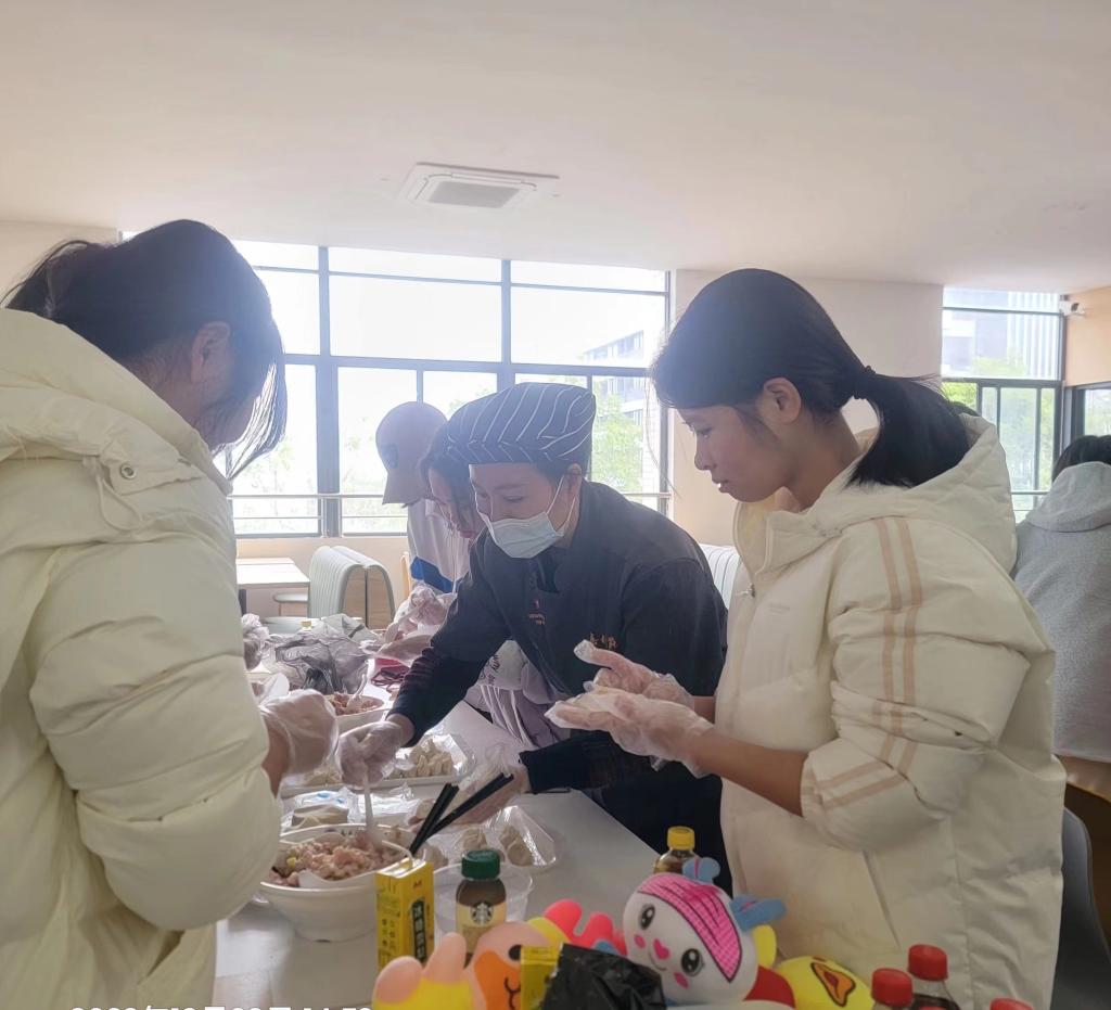 C34C87102D72CAEBAF99704E51C_537B5BF6_14CC4