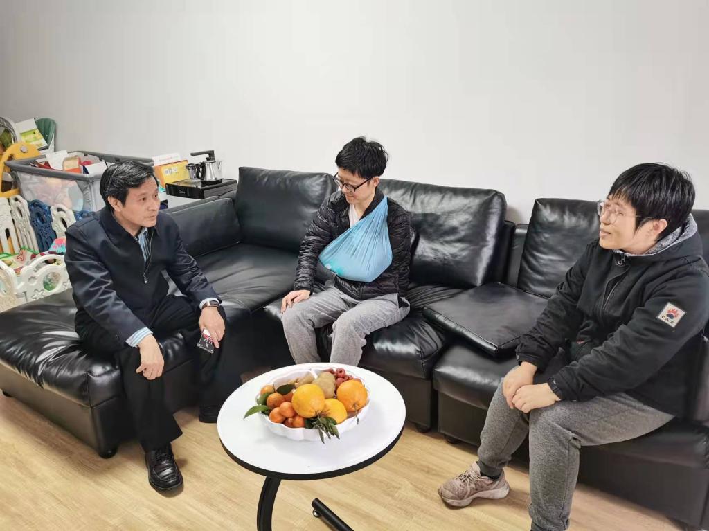 1CE8CFD090DB18836CFFE6EEEF3_907E1203_16644