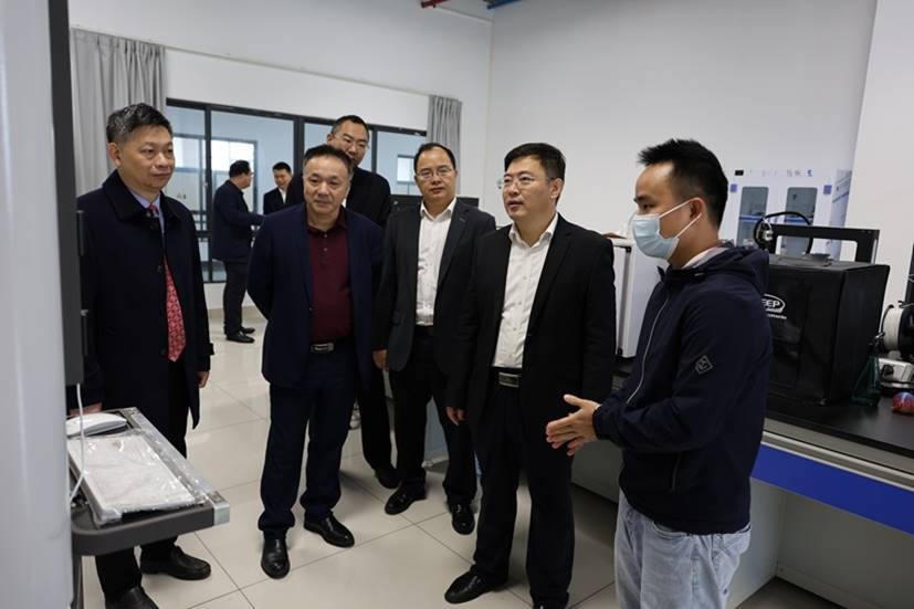 EB85B449EEE842E640E776C6D57_E55EFC51_B28D