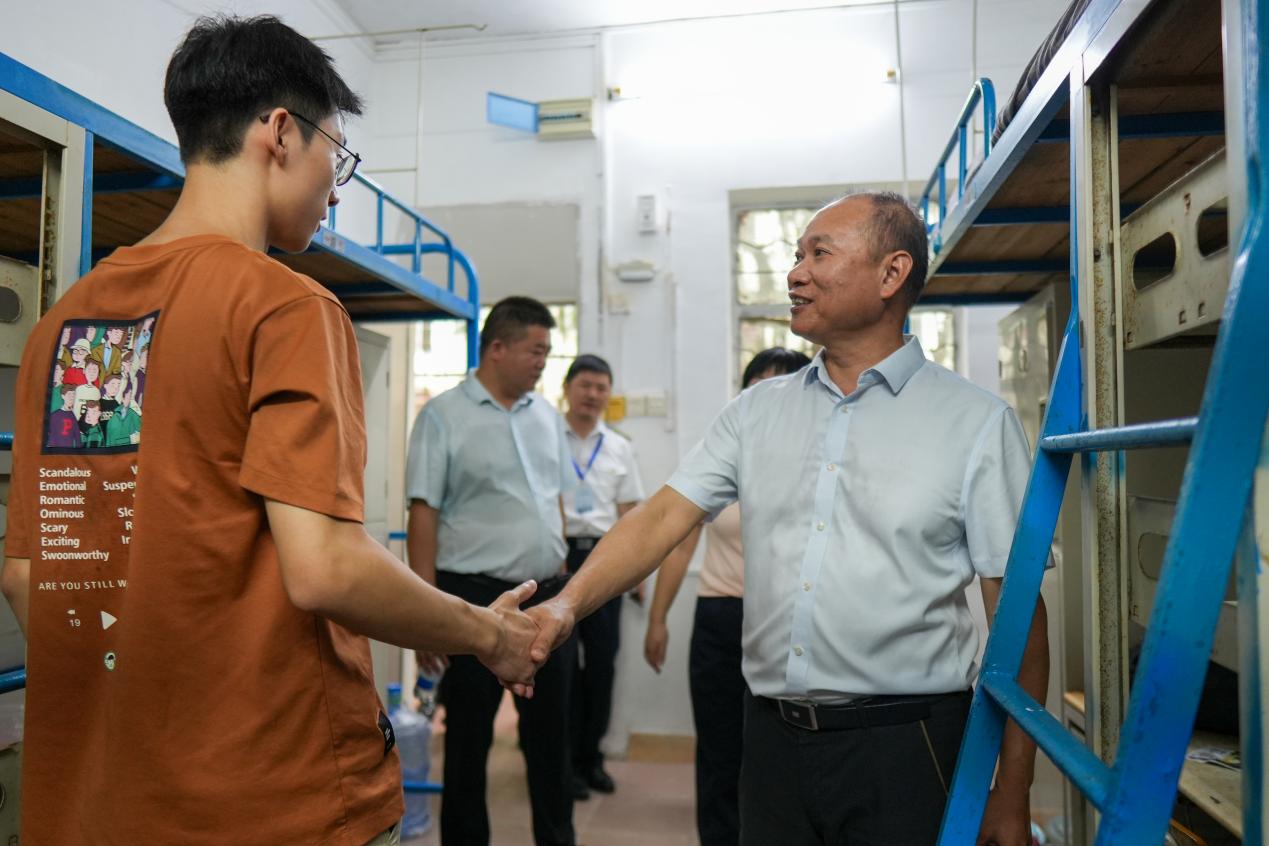 729FEAB86481C4CD4A7C082E2A8_7D3B9954_1B76B