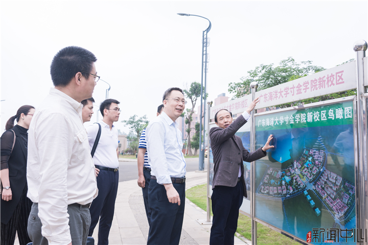 8BC2076490490AAC30E471CC94B_5CD451BA_59A42.jpg?e= \