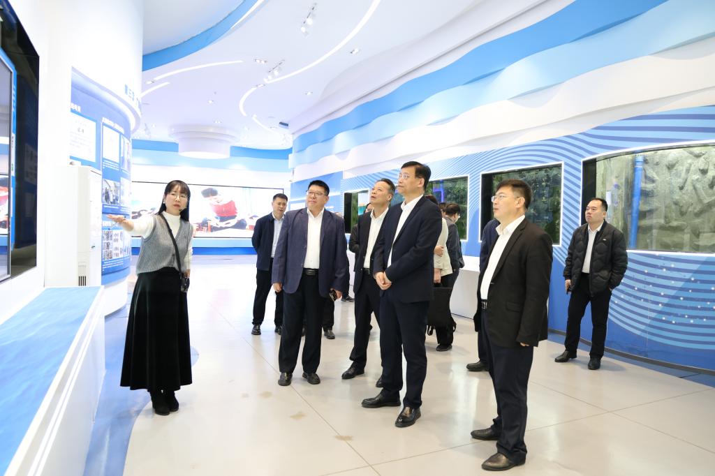 50BE4F224B9E05B0D9C41A4E336_F713DE34_14D51