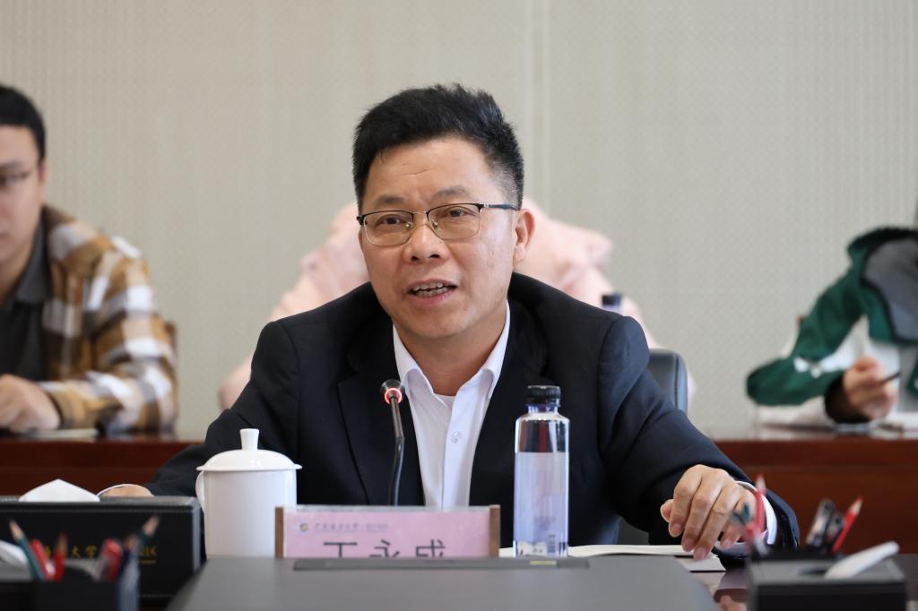 825000A97D857FD326500B09939_CE323A24_DC6A