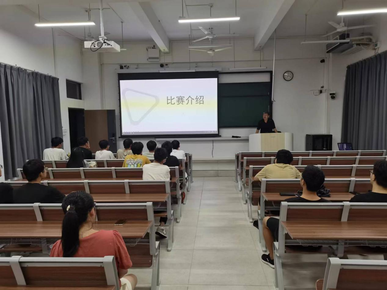 77D2685242721C49152172E2778_87159E99_C5816