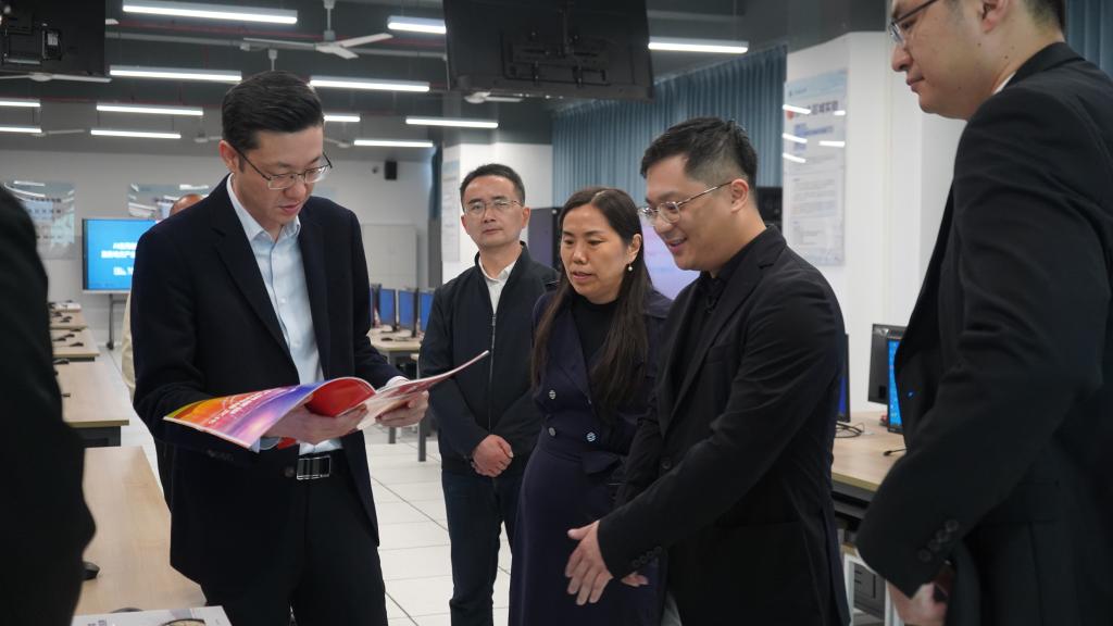 29BE50608485FB726D76AC31047_FF17FD5B_E95C