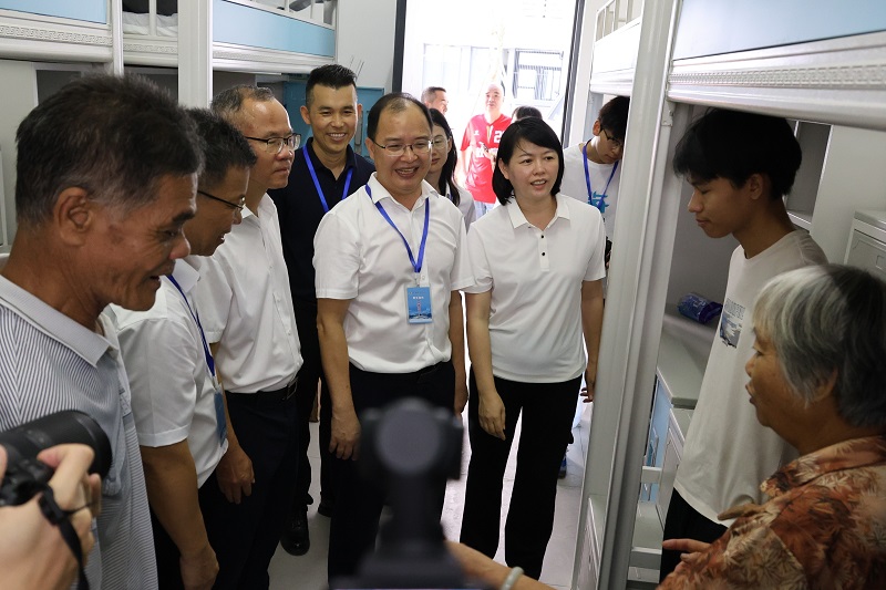 E9C438A39617382E8582891E5CF_391B4021_23D61