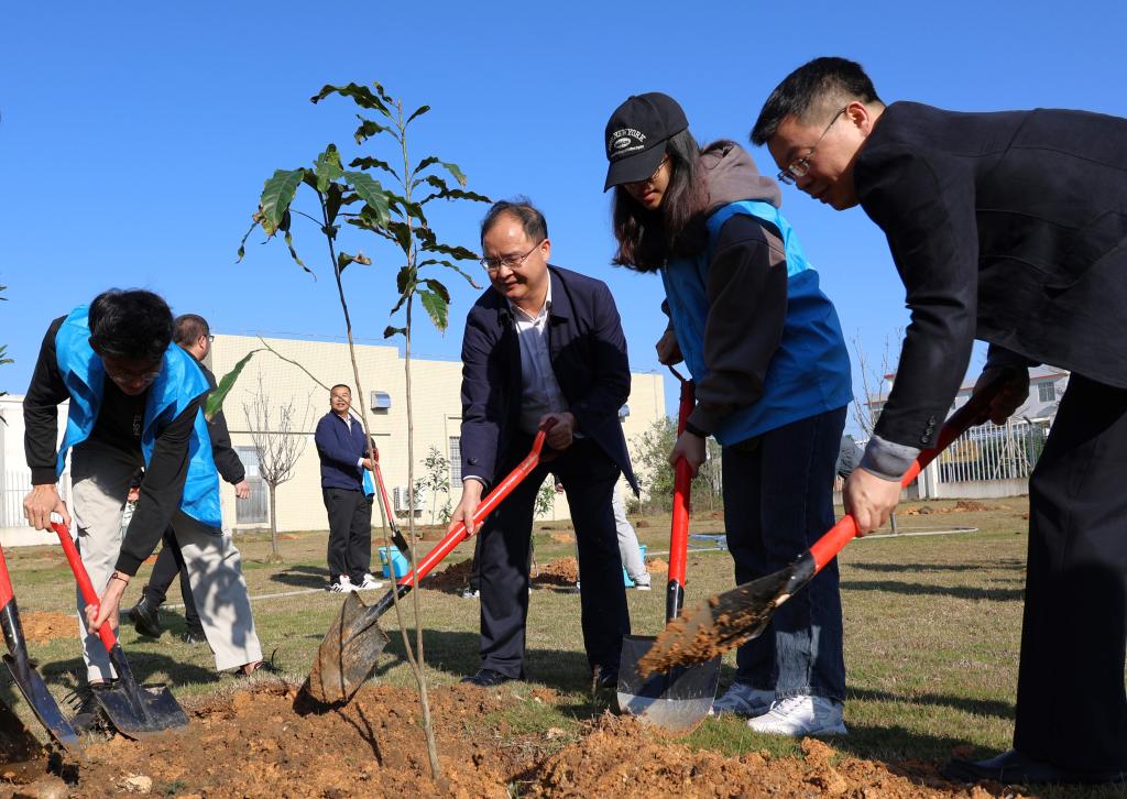 0A71C04755E61CBFCE23B52E069_8B9D3EF6_1F708