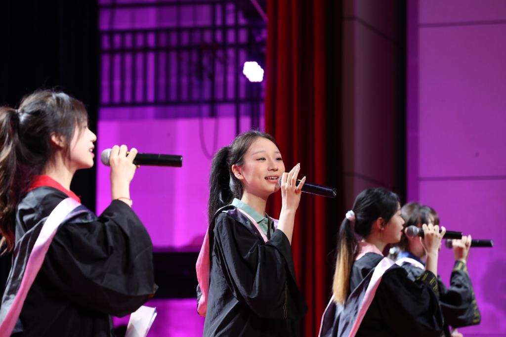 6ADC422B32FF927CDCBA3BEE5CC_EA390EBA_1014C