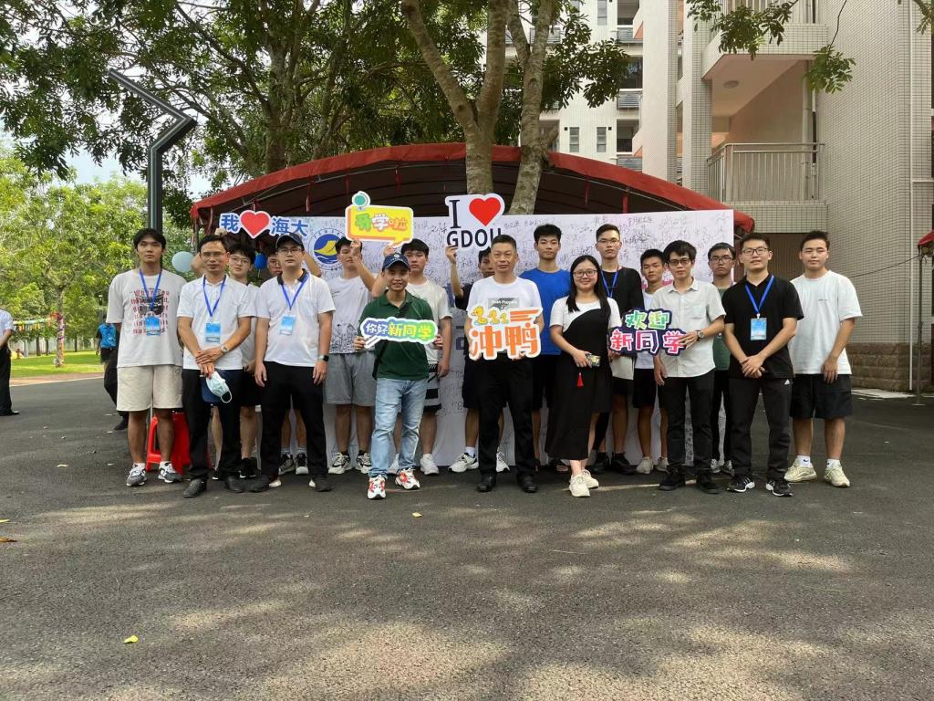 E26C8D6C0CE2C1CAEF1913490E5_4F9F3FA9_2F9D2