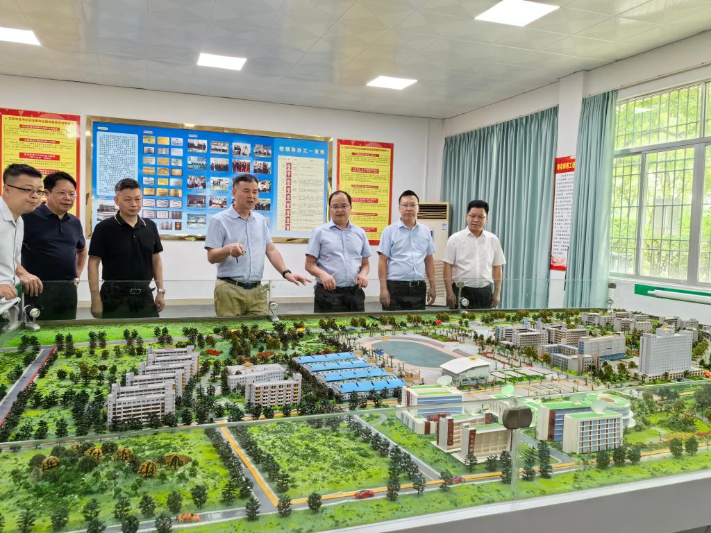 5F06FED11F8D8B9A6059653DFA1_6FFBBA25_294DC 5F06FED11F8D8B9A6059653DFA1_6FFBBA25_294DC