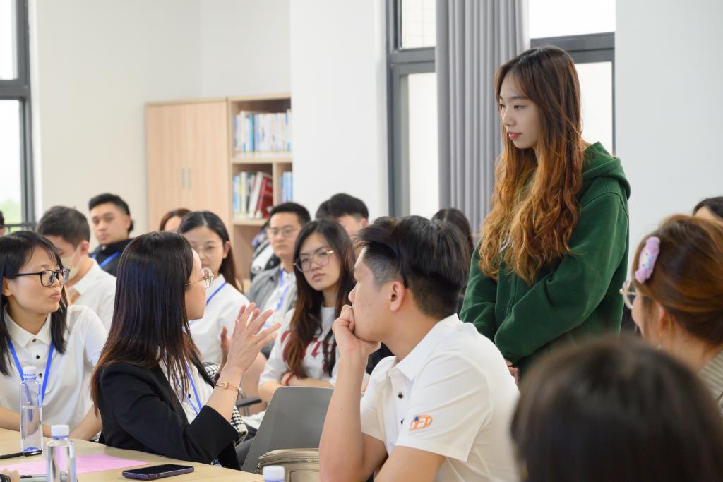 A936CC093A8C3C32B33303E3AF5_55899A4B_12558