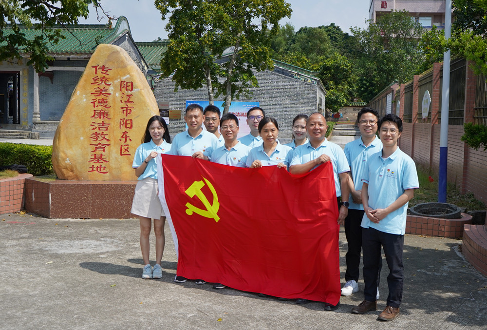 5BFE72349E2D1018836ED192A80_2ED189C2_55085 55085