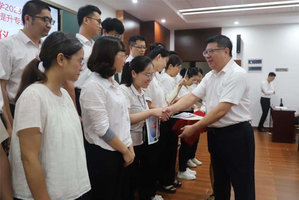 3BC48FB875298B07F56A5868B61_707603C3_12928