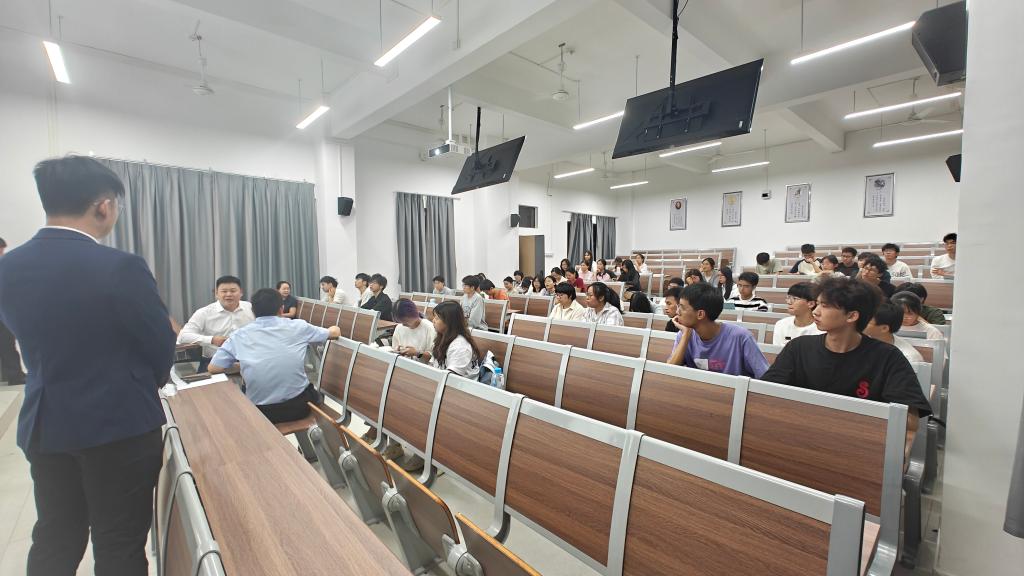 D7DA733C84597CEBE68E5BF7852_EA72056F_13C3E