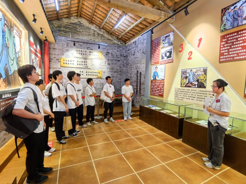 9E0F8081D2DB4EF2C4556D2B991_260D4B8D_22910