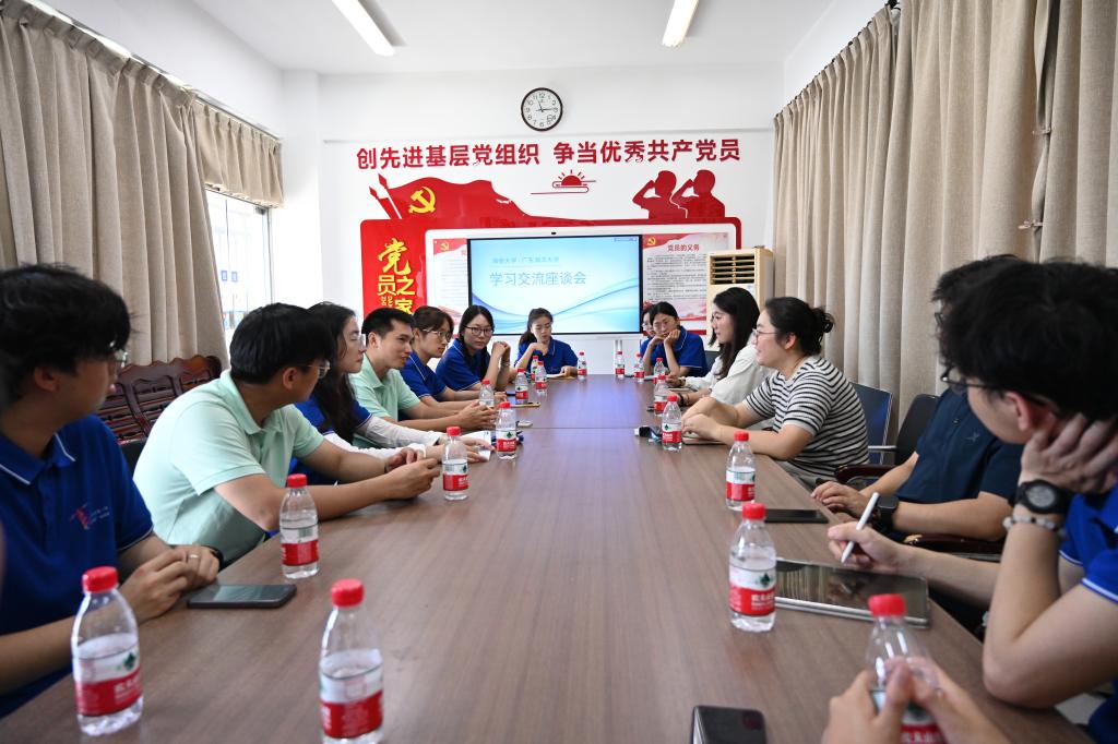 A90DAD6AB77735E6D2F4BDEF08A_630851C2_18A52