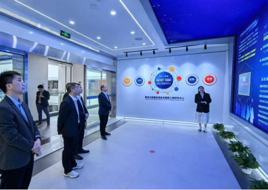 8CCE28DDEA2CB383E9E7119125E_D5447D7F_D1ED1