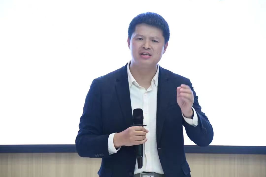 A4AC8263062815F1D50AC3E21D2_7DE42BEE_9CB7