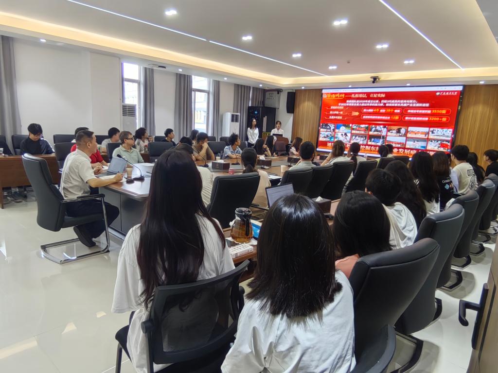 A31B5A96DE2C11C794623111C76_AC7AF811_18CDC