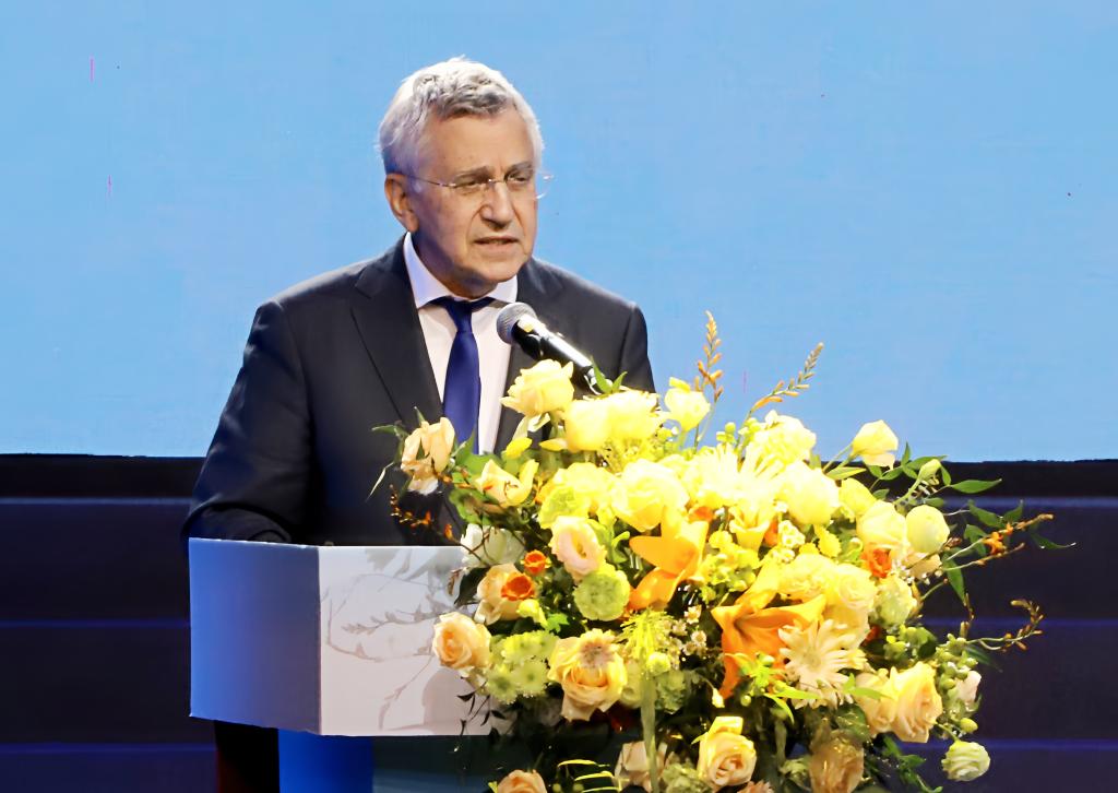 885B759184477D637CF96994F85_64BFF291_12F35