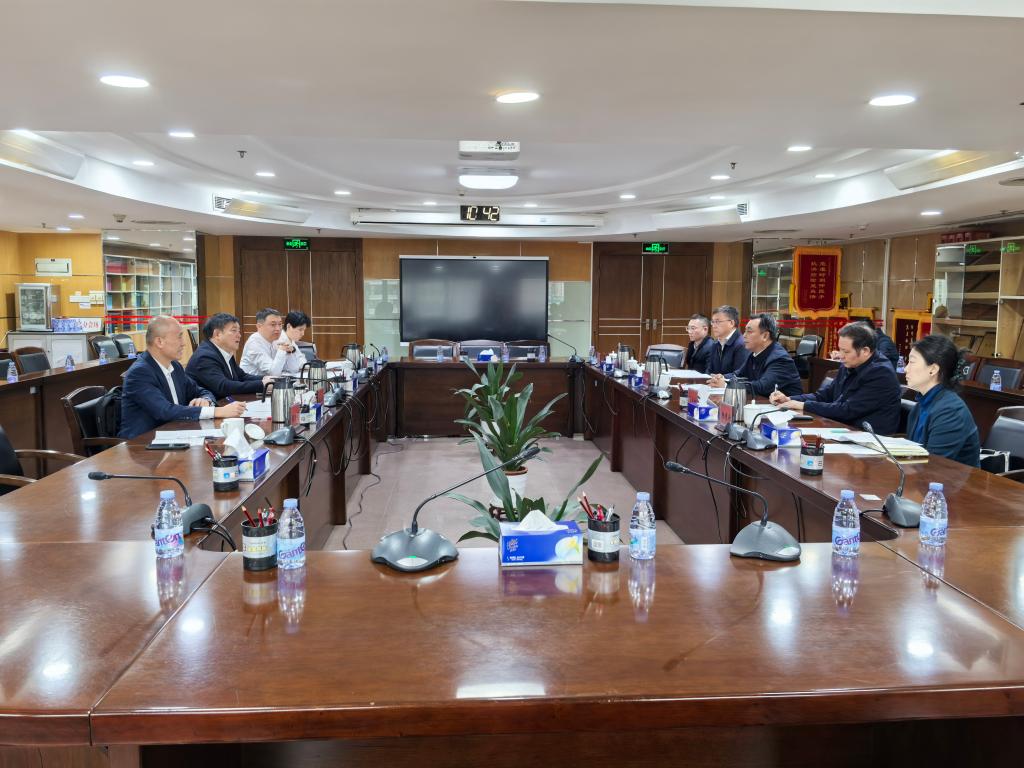 71F7C2E9BC0D6EEEA47727152AF_54345245_1B143