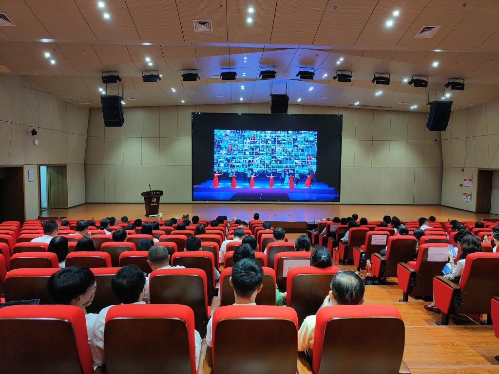 EF40E7CEBE31FCA007025CA604B_2C0A3240_1D205