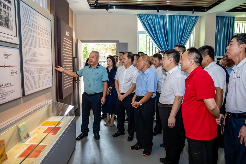 6F150EF1A3A91638E78EF984753_C9E9EE00_1ABF5