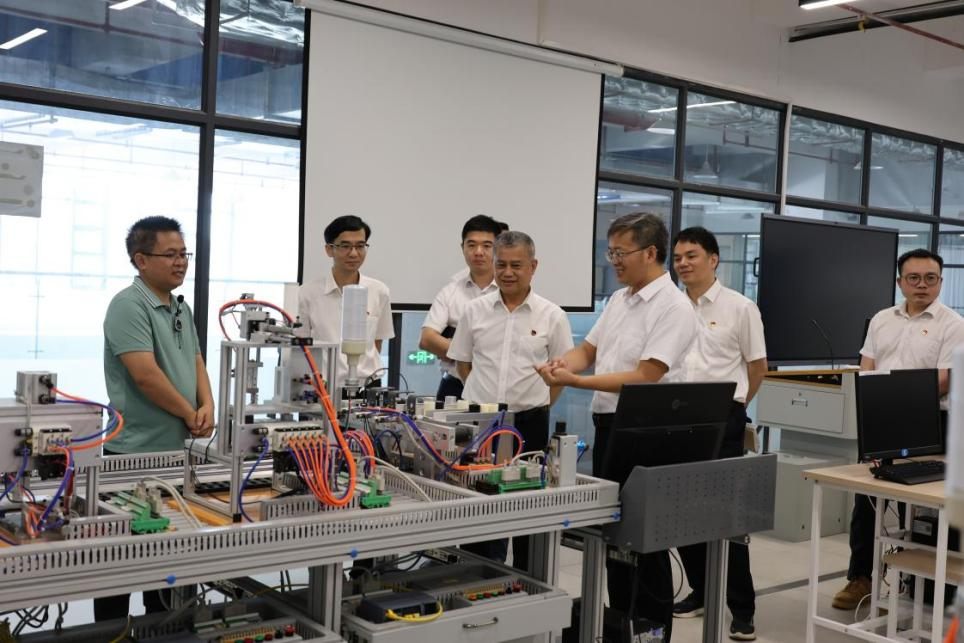 CB15C10ECB5379F9D28D01AD844_3534E338_ABF6F