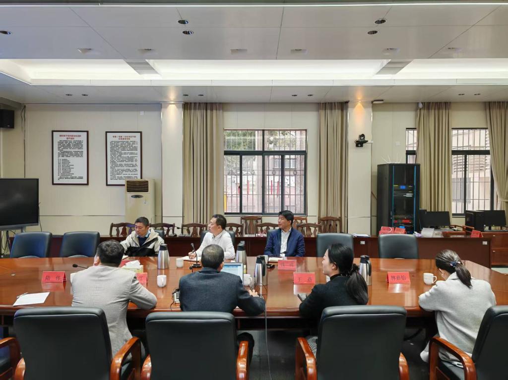 FD4CB6C480E41A38C8DB0A728C5_1CA2FF70_18EDC