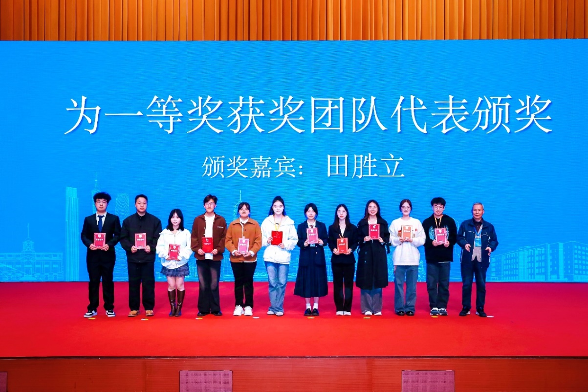 FDCA67358F786BC9DC39CFA04B4_F4C0F304_5256F