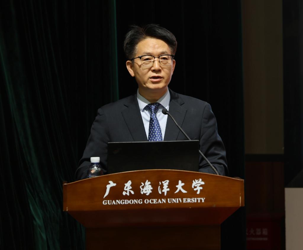 4AD8F546A6D469400D2A04146B0_253952E0_BECD