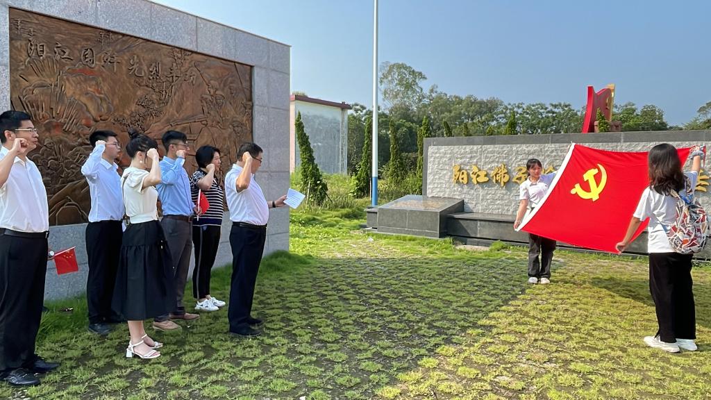 39FEA4ED2AE8356BBB62A720C34_5445824E_208CF