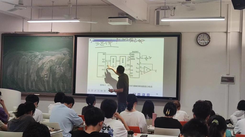 3672016A5C429DB3FE4A6A42CB9_71490ABE_10503