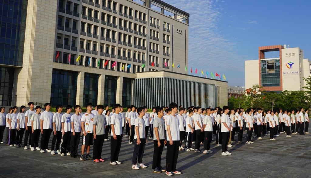 01A862F4F26BC75CD8E5CD76BBD_4A0C3169_1C99E