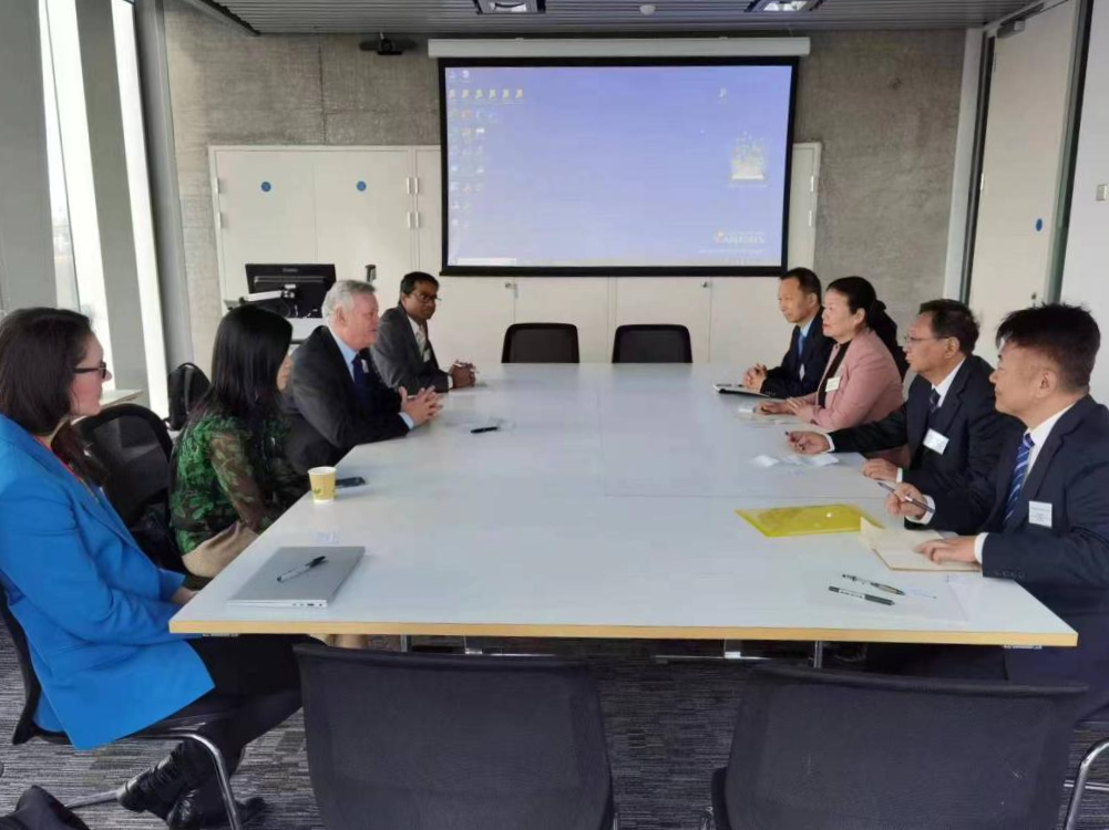 5E3558E928FD23EC8C665BBD7F1_EBF4B40F_B0AAD