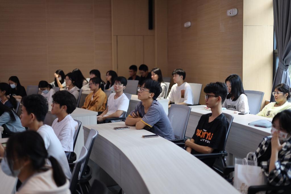 3235EB393C281D645B71D12F068_7F9E0A00_118C2