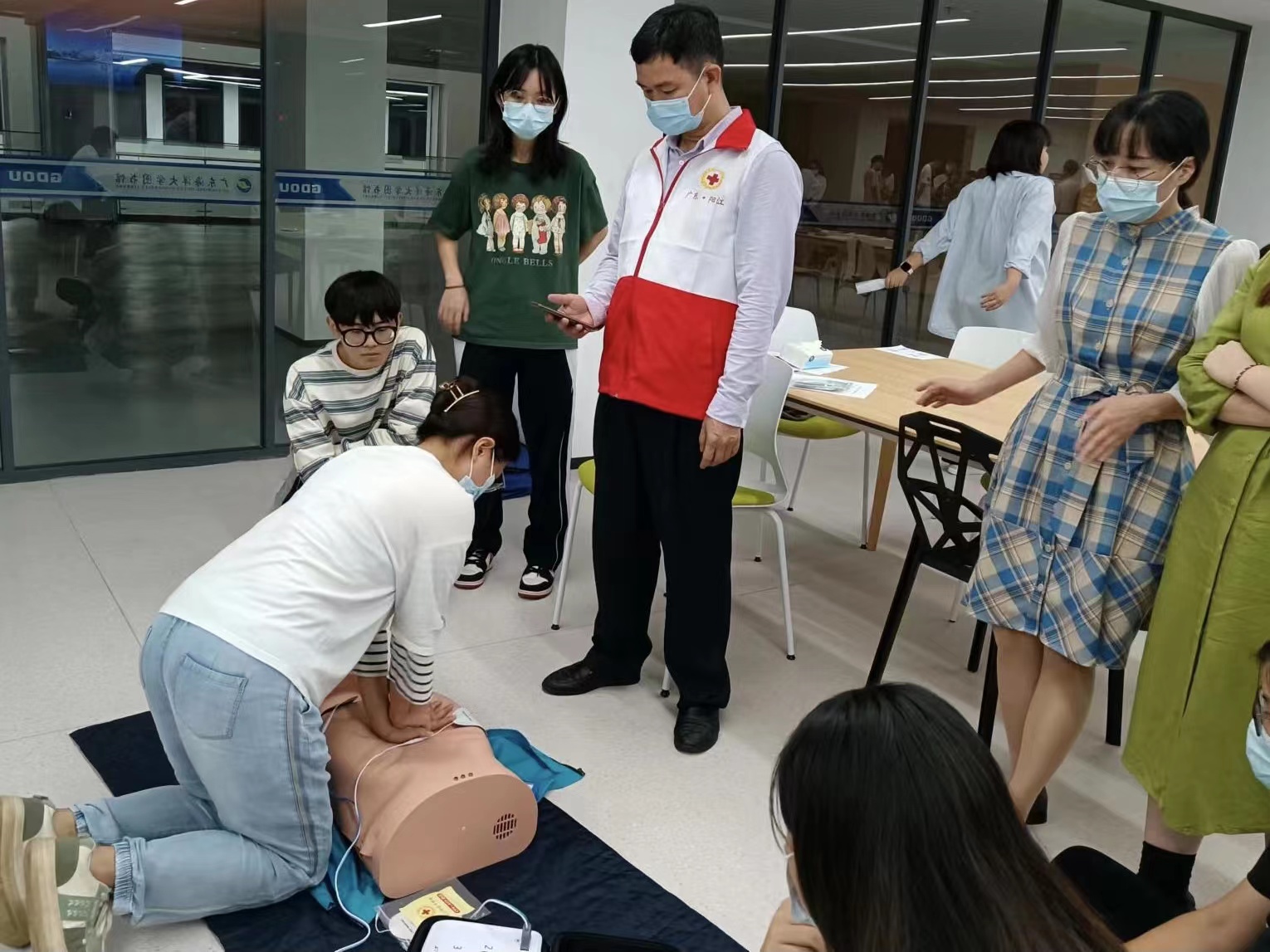 69879E7F9D405A213090DABD182_5B60D0E0_6CFF5