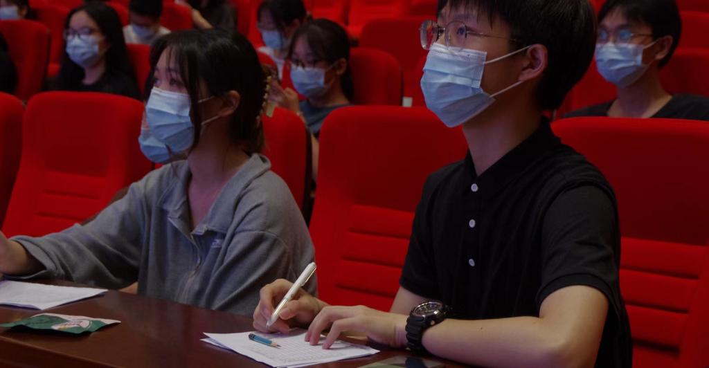 84AEF0A4BB85F3C4A00C064FACD_ADC4B923_B64F