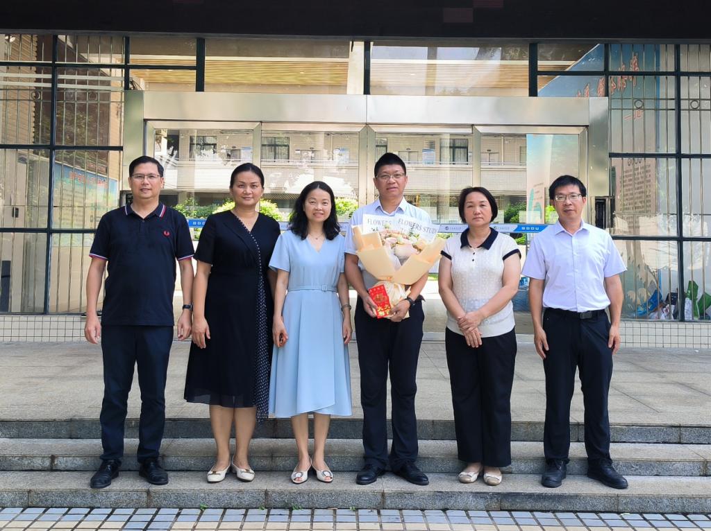 F65851E36C94D040E1FC9E62A2F_0659DDE4_223DB