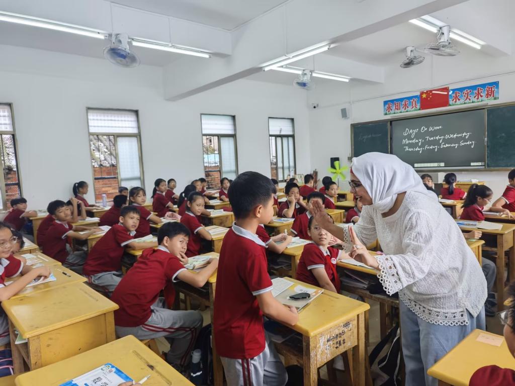 867AAC4F68D6EB634733E002389_93A42C24_195AA