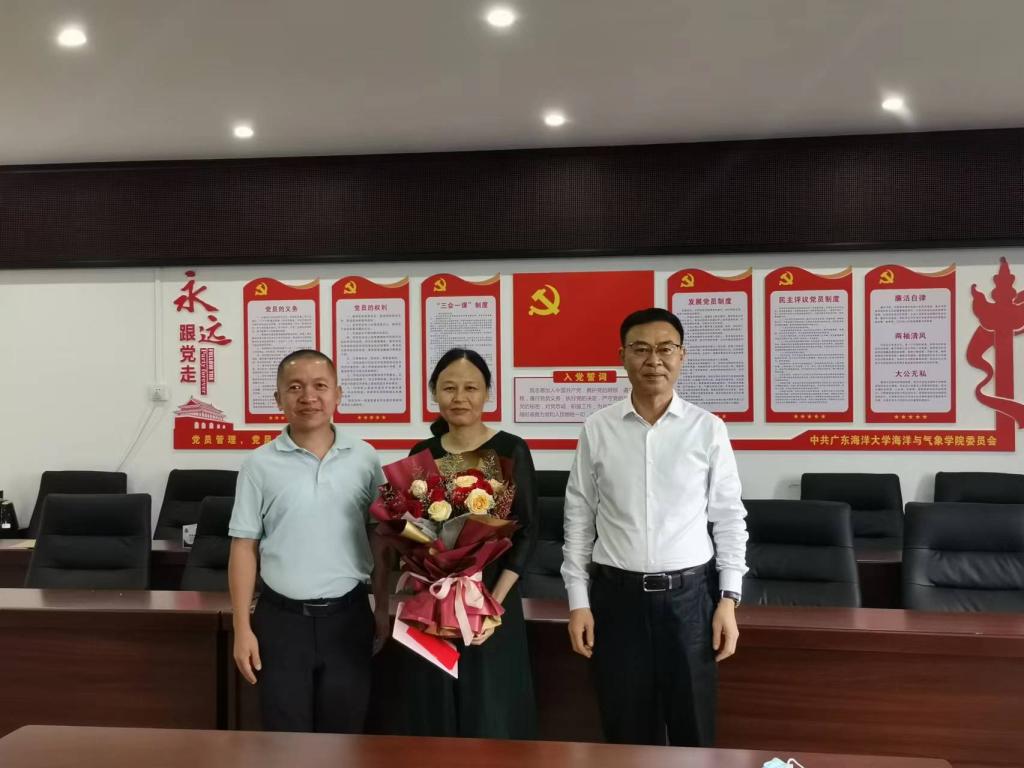 D5A85243EDE08F7080CD0049909_5C6CF1C6_14A32