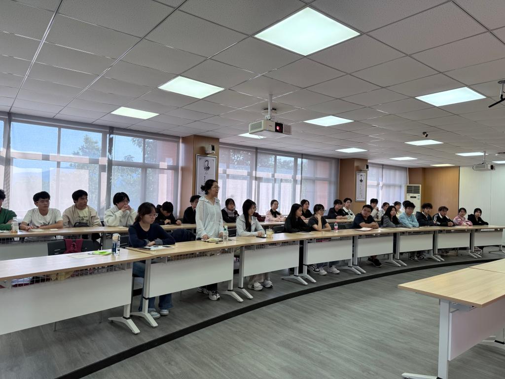 5260F8222961A02DBE3D8C47943_8AA0B9F5_1AAD5