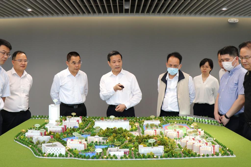 0FC5C2B73DE5A9C50C5568B510D_E5F9D55D_18A0B 0FC5C2B73DE5A9C50C5568B510D_E5F9D55D_18A0B