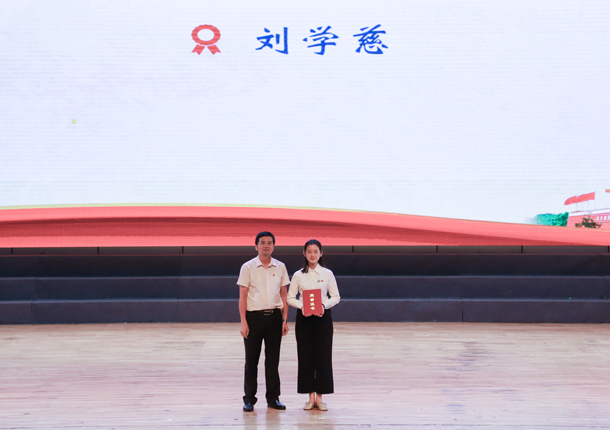 1559552365113711.jpg 1559552365113711.jpg