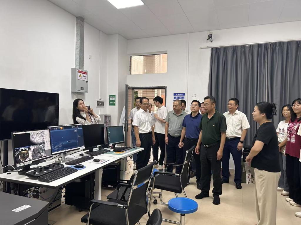 40380779A6E07389806FA4D700E_F1CA35CD_19BA4