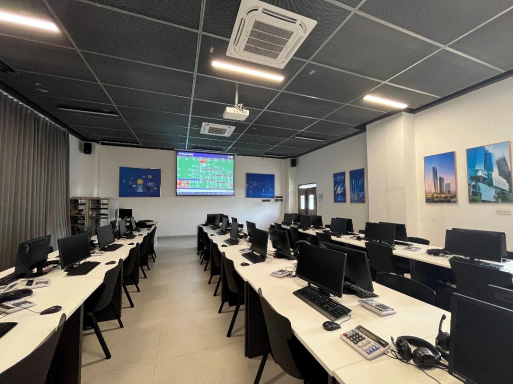 6279EF9592D50EF71FDAB0D916A_5C0D7926_1C075