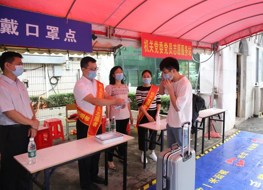 FD88065D07AFF331FD34FD8AB11_0F5E5E56_204A5