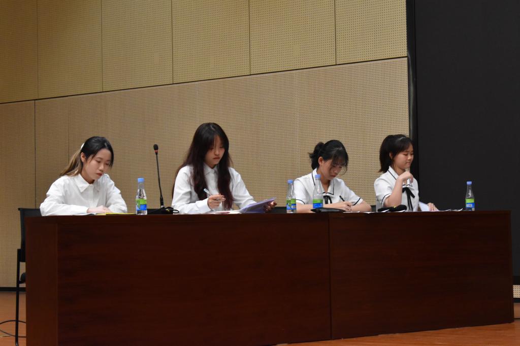 5AAE84D47AD47A30EF741A63DCC_9D124793_12986