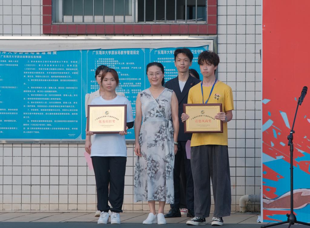 0E35553678AD7C4B62A0F671562_276DE66F_1B188