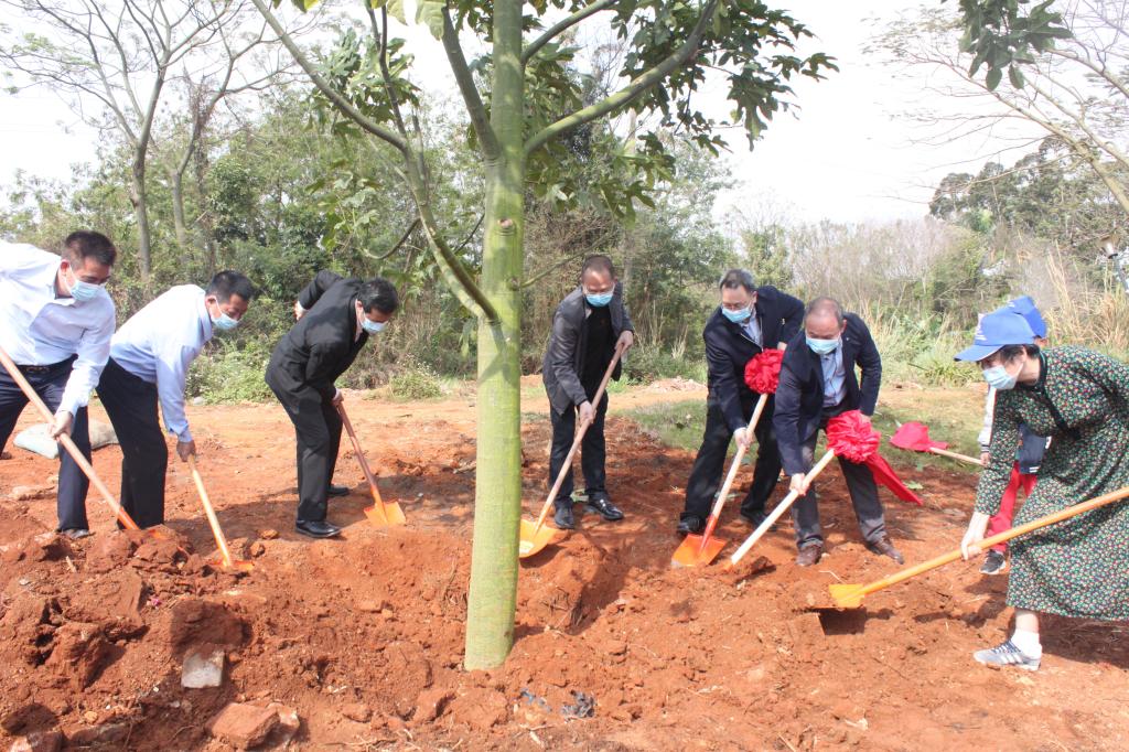 5126A4776F233A067C20E9B8855_34FFF4F1_2A3F8 5126A4776F233A067C20E9B8855_34FFF4F1_2A3F8